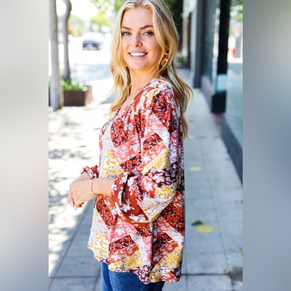 HAPTICS FLORAL PATCHWORK VNECK NWT - Picture 6 of 6